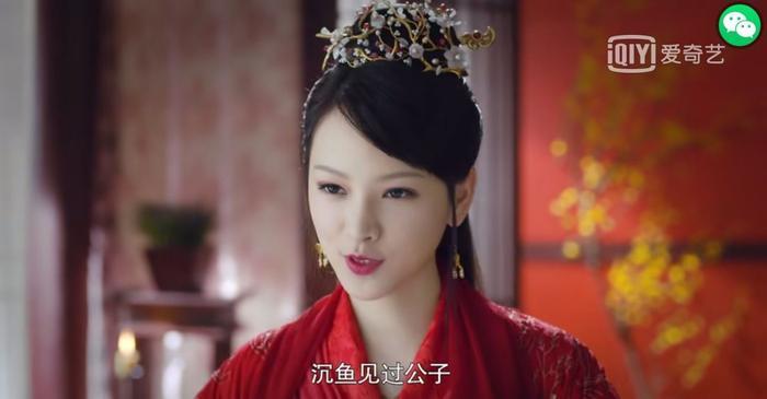 历代网红图鉴：撕x炒作傍大款，整容吸毒抄大牌？