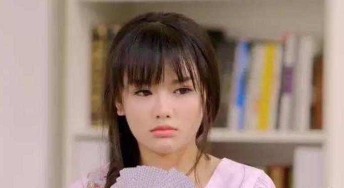 历代网红图鉴：撕x炒作傍大款，整容吸毒抄大牌？