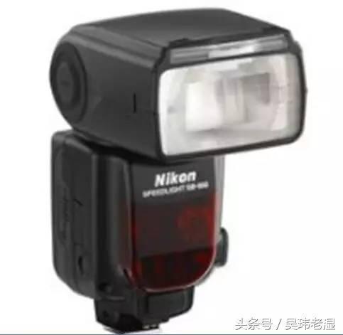 闪光灯夜景人像该怎么拍才好看