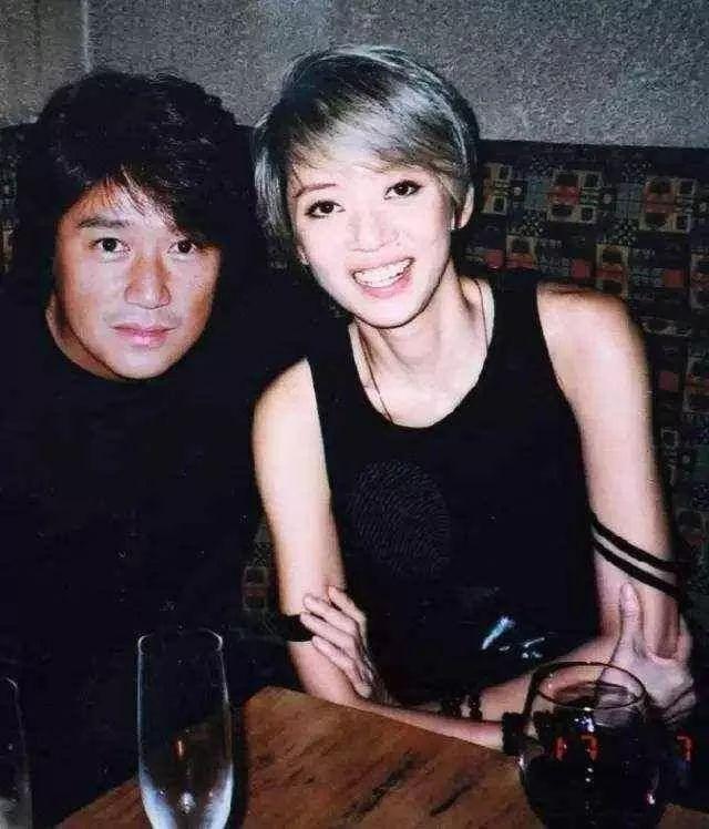 张国荣也为她动心,54岁依然单身,中森明菜的坚强一直被无视