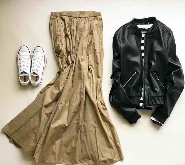 咖色系衣服怎么搭配好看？这19套国外时尚博主的穿搭美得不像话