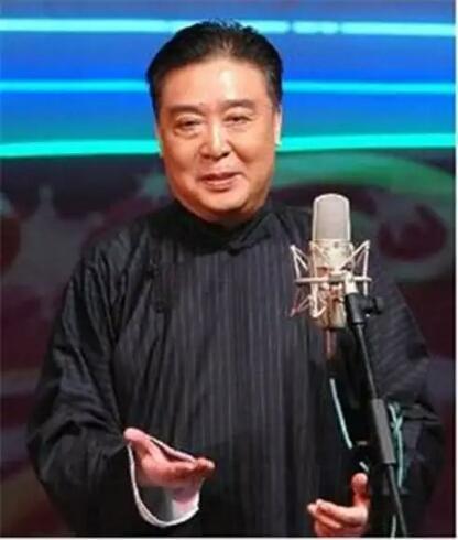 新史记,师胜杰传,他和姜昆交厚,也在公开场合力挺郭德纲