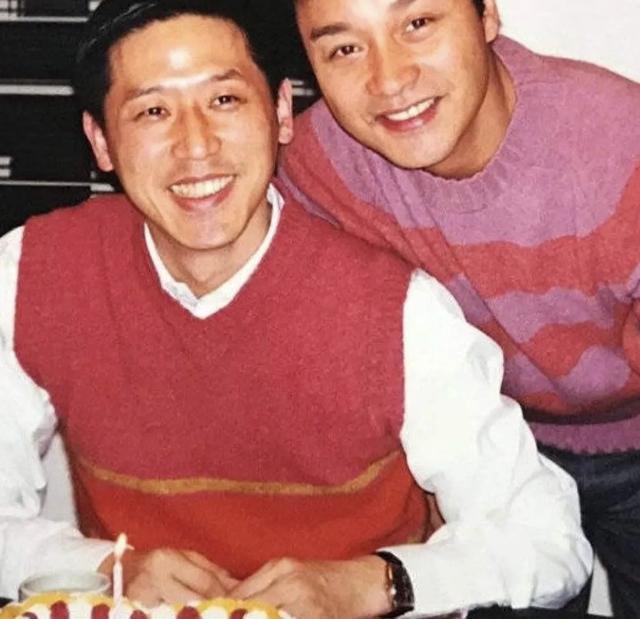 61岁唐鹤德现状曝光!与张国荣分别17年后,他还在不断“逃避”