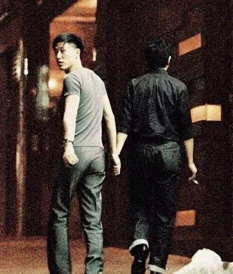 61岁唐鹤德现状曝光!与张国荣分别17年后,他还在不断“逃避”