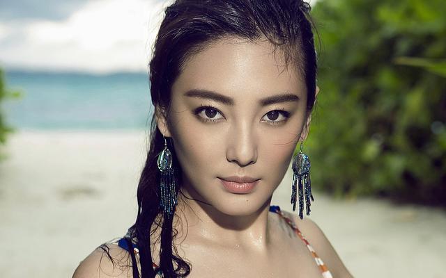 张雨绮离婚复合来来回回被点赞,我们羡慕的只是她超强的纠错能力