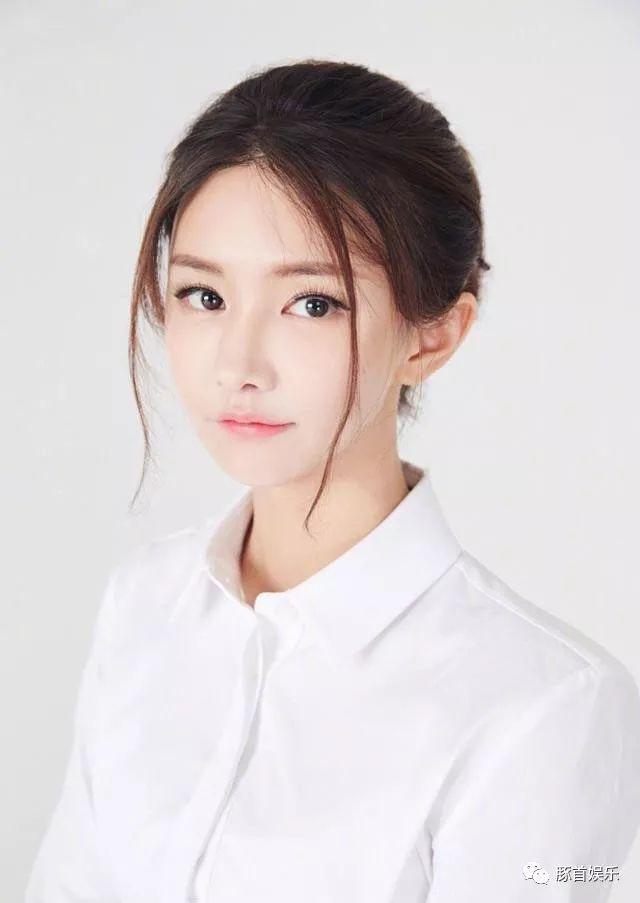 虎牙一姐MISS霸气回应:我再怎么过气,依旧是电竞女王