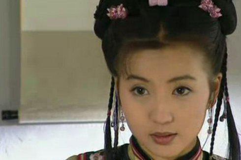 扒扒《李卫当官》主演现状,顾盼儿扮演者一个消失一个复出无人识