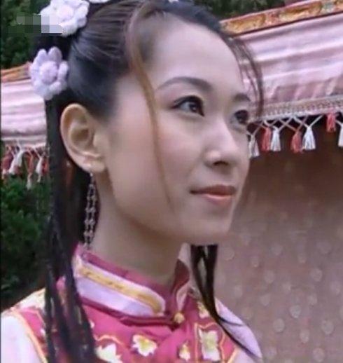 扒扒《李卫当官》主演现状,顾盼儿扮演者一个消失一个复出无人识