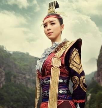 明明可以靠脸,偏偏要睡导演!深扒影后张静初如何沦为网剧女配角!