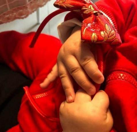 郭富城女儿正面照被晒出,网友:感觉方媛比熊黛林好看!