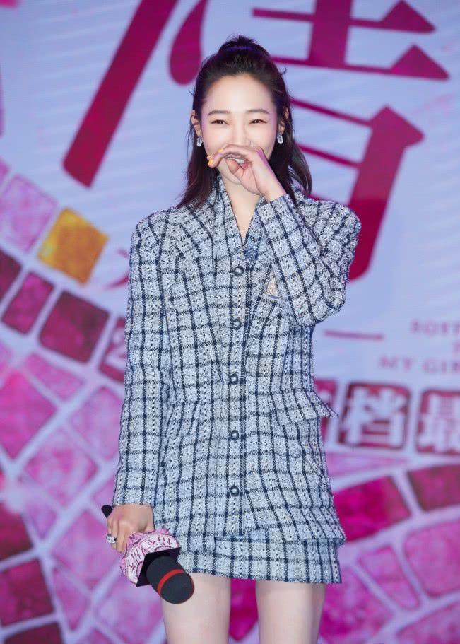 白百何的身高是171厘米,却有一双小孩脚?真正的三寸金莲