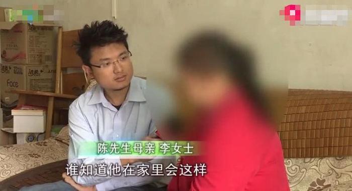 赔惨了!男子毕业辛苦存30万,网络赌博输一千想回本,赔近百万