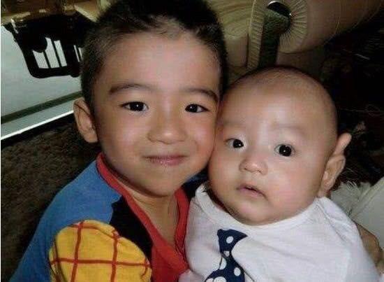 张柏芝第三胎儿子正面照曝光,真名居然不姓谢,父亲身份引人遐想