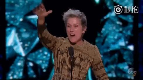 她两次夺得影后,却自曝睡了导演才拿到奥斯卡,网友炸开锅