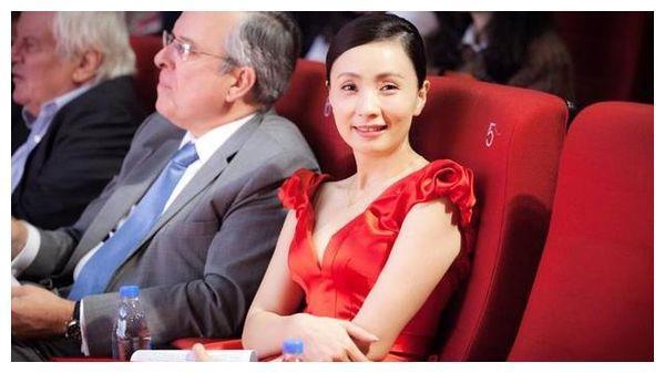 陶虹:被段奕宏暗恋十年,与徐峥结开放式婚姻,肉体出轨不算什么