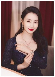 陶虹:被段奕宏暗恋十年,与徐峥结开放式婚姻,肉体出轨不算什么