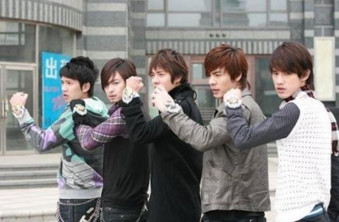 当年5个铠甲勇士,1人上非诚勿扰成功牵手,1人成英雄联盟主持人