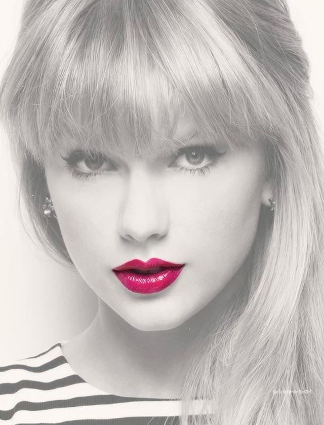 霉霉真给粉丝买房了,这年头流行宠粉丝了吗?