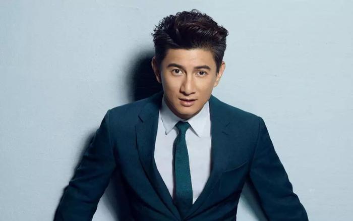 刘诗诗生子!年近半百的吴奇隆终于当爸了....