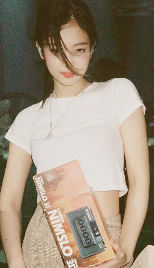 明星也躲不过“秀恩爱死得快”?人间香奈儿曝光恋情25天便分手