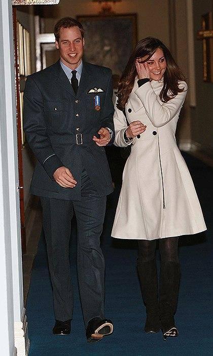 凯特王妃和梅根的珍贵的第一次,谁美谁丑高下立判,凯特王妃完胜