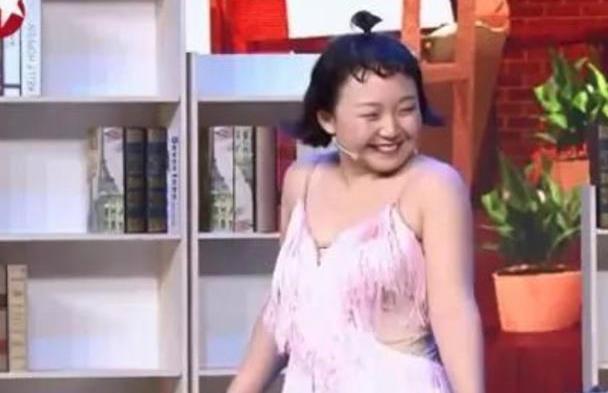 辣目洋子参加《欢乐喜剧人》,演出惊艳全场,堪称下一个贾玲!