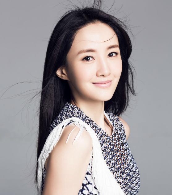 “才女”衣珊生活近照:多次担任主角却没有大红,如今被大家遗忘