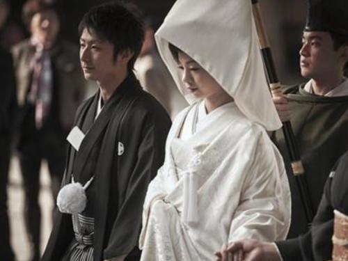 日本女孩“新婚之夜”,有多奇葩习俗!“洗澡”让人无法接受!