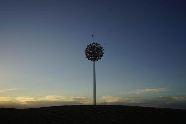 我国边境突现一如来神掌,是超自然现象还是星爷留下的?