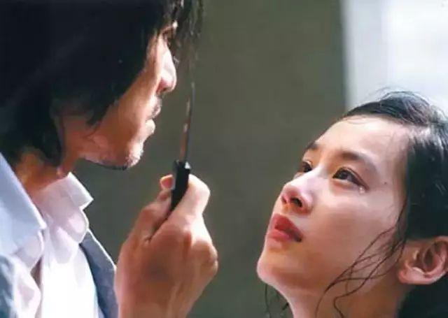 我国边境突现一如来神掌,是超自然现象还是星爷留下的?