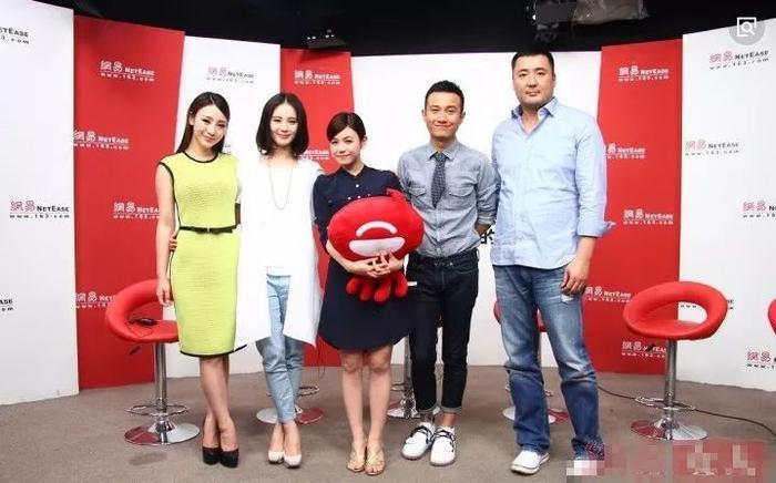 陈妍希161,柳岩162,差一厘米,网友:腿差距这么大么?