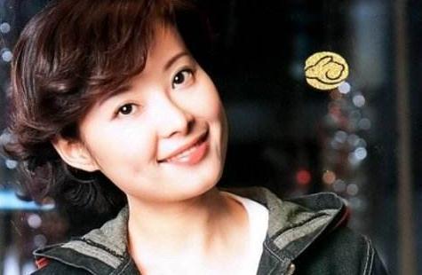 袁立李冰冰旧照曝光,数年前两人关系亲密似亲姐妹