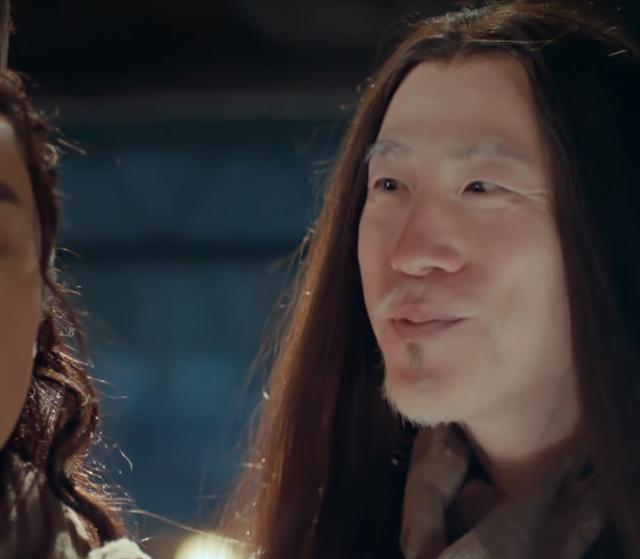 阴九幽的轻功天下无双,还有一人的轻功也是登峰造极,是谁?