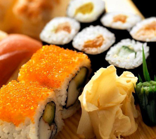 小姑子半夜要吃饺子,嫂子没包被老公抽嘴巴,离家20分钟全家瘫地