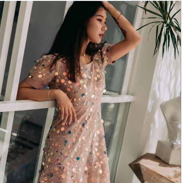 小姑子半夜要吃饺子,嫂子没包被老公抽嘴巴,离家20分钟全家瘫地