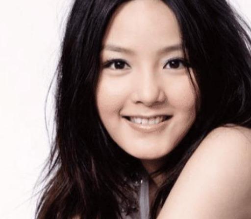 她被称为“小赵薇”，今38岁消失在娱乐圈