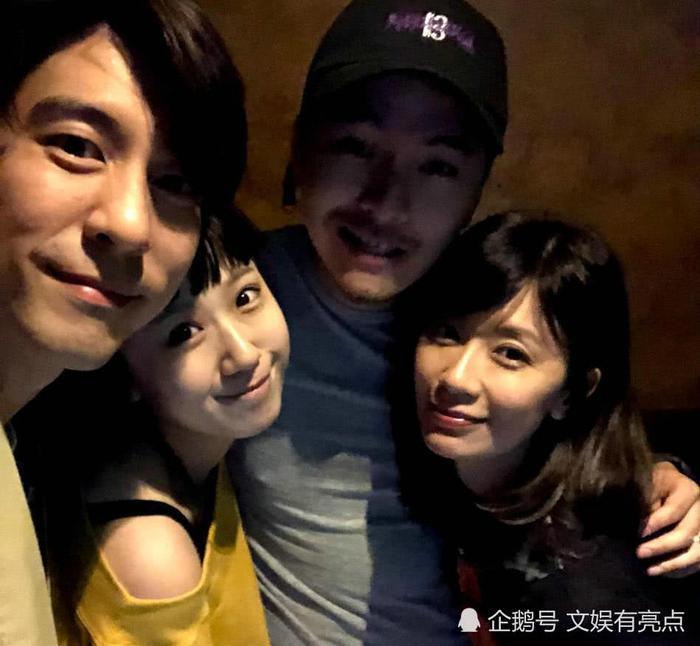 修杰楷过生日,贾静雯晒庆生照,一脸甜蜜引关注!