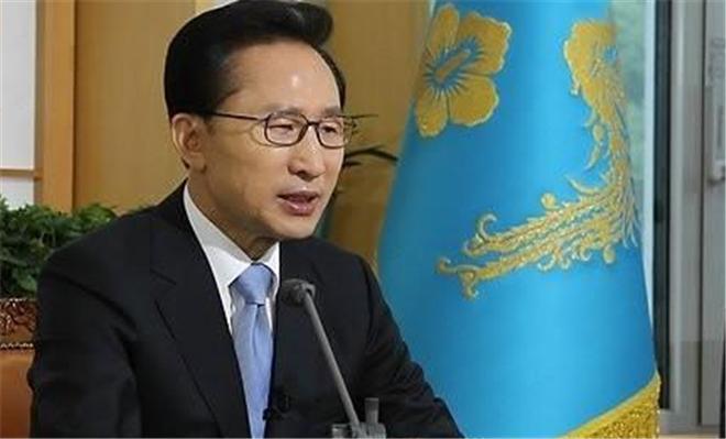 韩国政坛太黑暗,李明博已经不敢惹文在寅,只能苦苦地写信给同僚