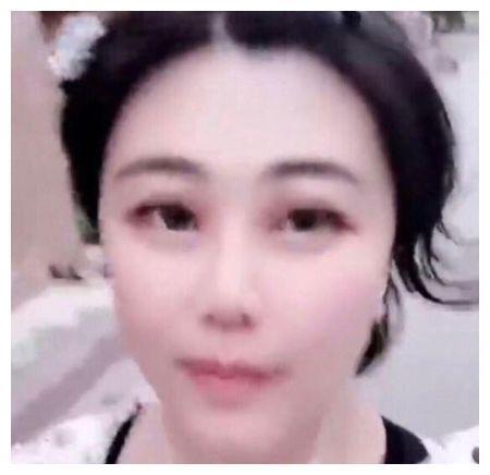 少女秒变大妈?网红主播乔碧萝殿下素颜火了,网友被实力劝退