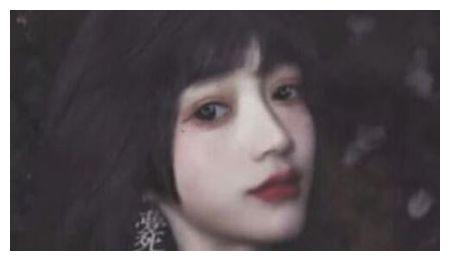 少女秒变大妈?网红主播乔碧萝殿下素颜火了,网友被实力劝退