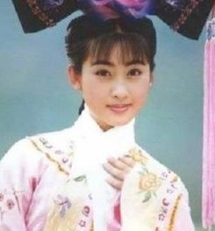 回族第一美女,曾是吴京绯闻女友,后嫁给了大23岁的丈夫