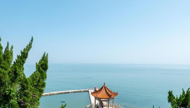 中国北方第一村,被誉为海上仙山,秦始皇在这里寻仙药,就在山东