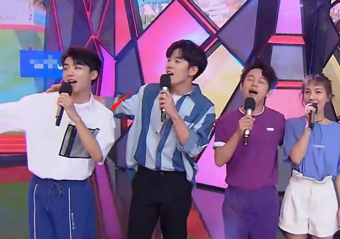 王俊凯180,仝卓184,两人同框亮相后,真实身高一目了然