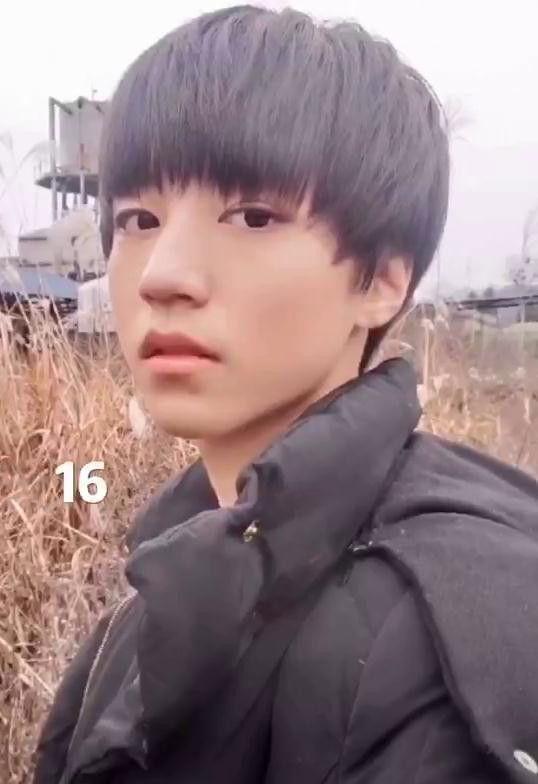 王俊凯成长照:六岁那张心都萌化了,十四岁以后颜值直线飙升