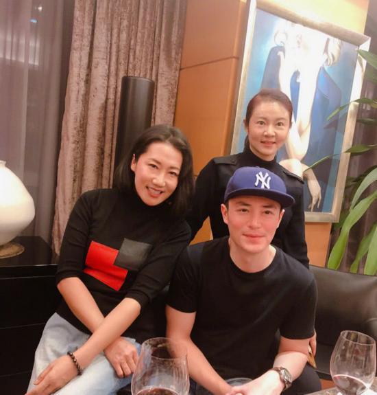 网曝林心如霍建华协议离婚,林心如搂男友人霍建华不吃醋