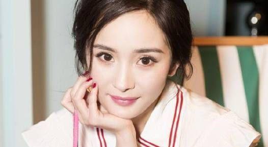 5位明星学霸,杨幂高考583分,杨紫400分,在她面前都输得太惨了