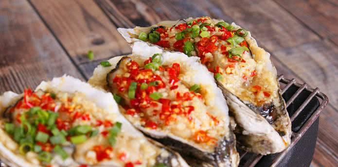 生蚝和海蛎子分不清?老渔民说出巧办法,再也不怕被骗