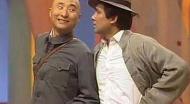 春晚小品失误集锦,赵本山沈腾失误无人发现,陈佩斯失误却成经典