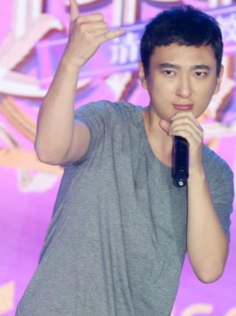 不知爹富王思聪:把王健林5亿零花钱变成63亿,他到底做了什么