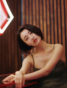 ​杨菲洋：容颜清秀，温婉可人的国民美女